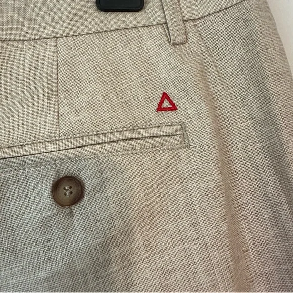 TABS The Classic Bermuda Cotton Linen Island Shorts - Picture 5 of 5